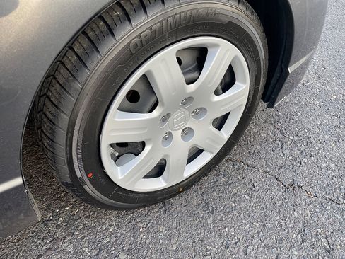 Used 2011 Honda Civic LX image 24