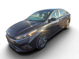 Used 2022 Kia Forte LXS FWD video 1