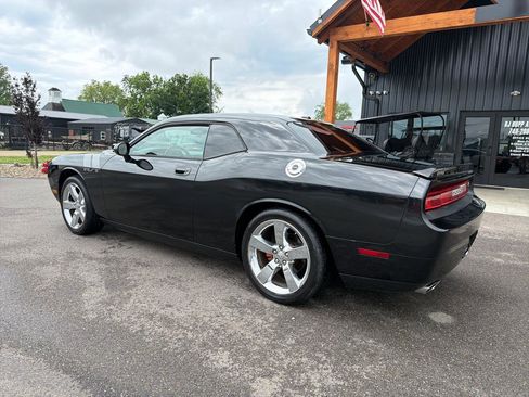 Used 2009 Dodge Challenger R/T RWD image 6