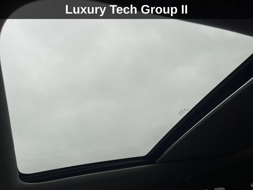 Used 2023 Jeep Grand Cherokee L Limited w/ Luxury Tech Group II AWD/4WD image 30
