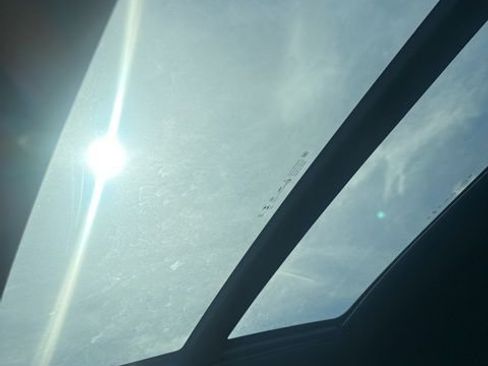 New 2025 Chevrolet Equinox EV LT w/ Convenience Package II image 11