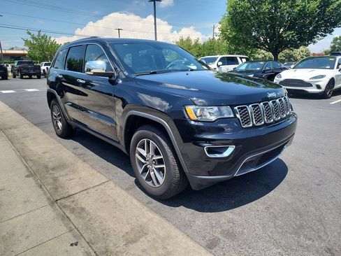 Used 2021 Jeep Grand Cherokee Limited w/ Luxury Group II RWD image 2