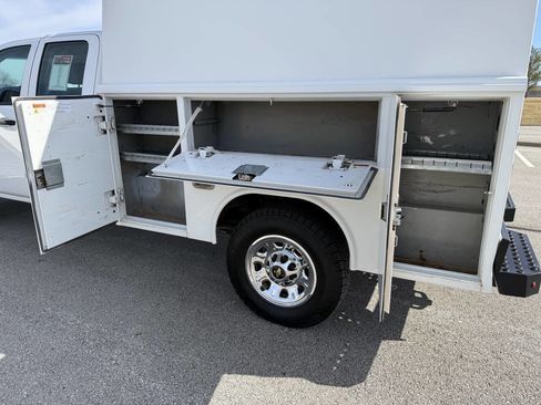 Used 2016 Chevrolet Silverado 3500 W/T image 15