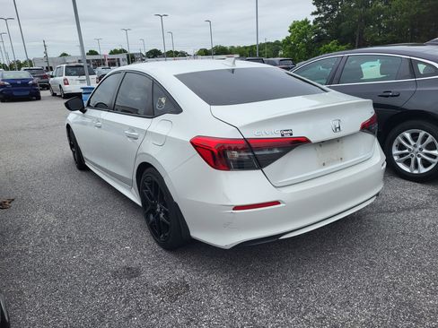 Used 2023 Honda Civic Sport image 6