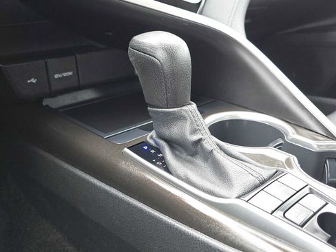 Used 2022 Toyota Camry LE FWD image 36