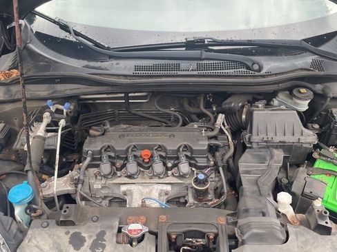 Used 2016 Honda HR-V LX image 36