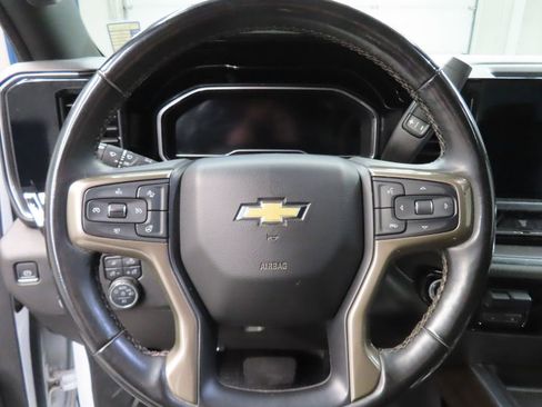 Used 2024 Chevrolet Silverado 2500 High Country w/ High Country Premium Package AWD/4WD image 52