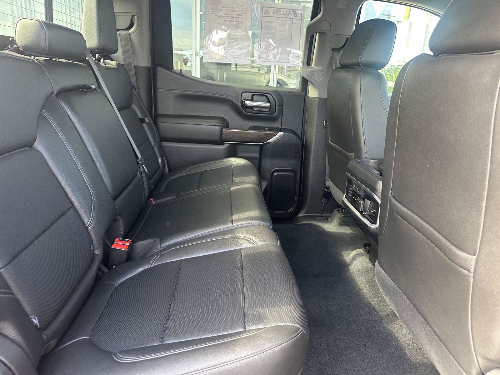 Used 2019 GMC Sierra 1500 SLT w/ SLT Premium Package AWD/4WD image 27