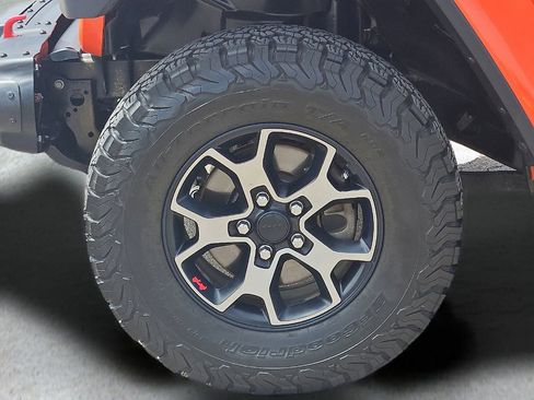 Used 2019 Jeep Wrangler Unlimited Rubicon AWD/4WD image 9
