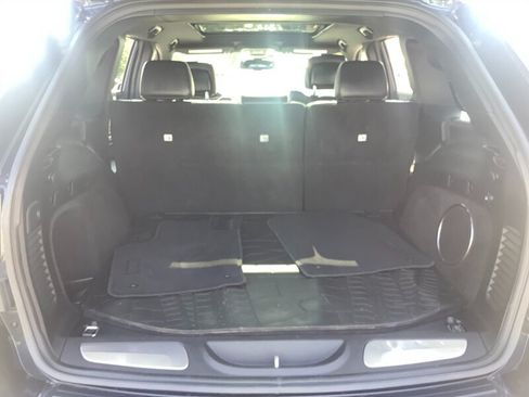 Used 2015 Jeep Grand Cherokee Limited w/ Luxury Group II AWD/4WD image 14