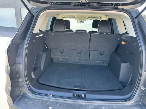 Used 2018 Ford Escape SE w/ SE Sport Appearance Package AWD/4WD image 6