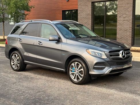 Used 2017 Mercedes-Benz GLE 550e image 1