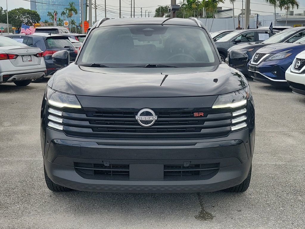 Certified 2026 Nissan Kicks SR FWD image 2
