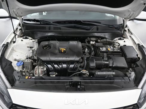 Used 2022 Kia Forte LXS image 36