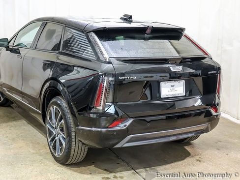 New 2026 Cadillac Optiq Sport 1 image 6