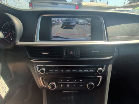 Used 2020 Kia Optima LX FWD image 18