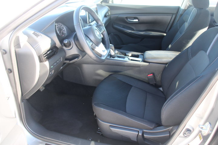 Used 2021 Nissan Sentra SV FWD image 11