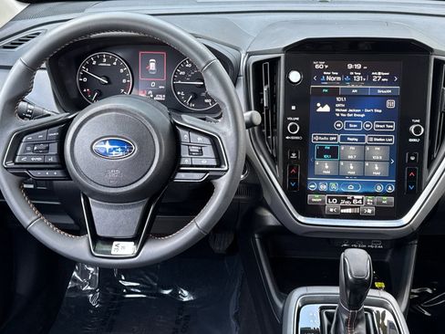Certified 2025 Subaru Crosstrek 2.5i Limited w/ Crosstrek Mirror Package AWD/4WD image 17
