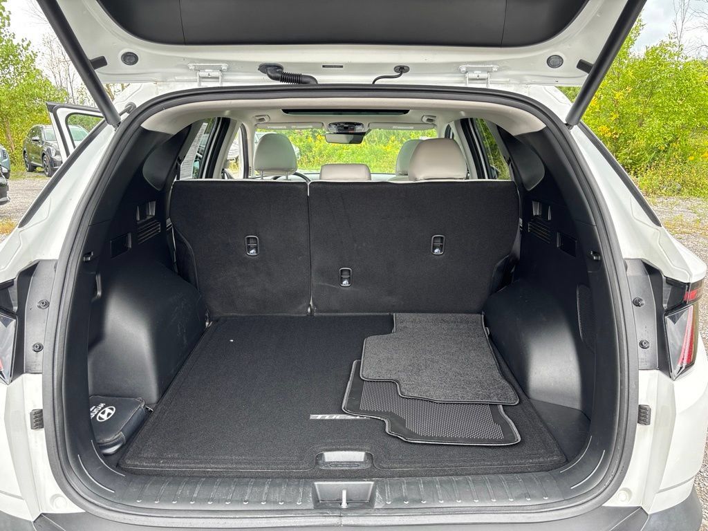 Certified 2024 Hyundai Tucson Limited AWD/4WD image 24