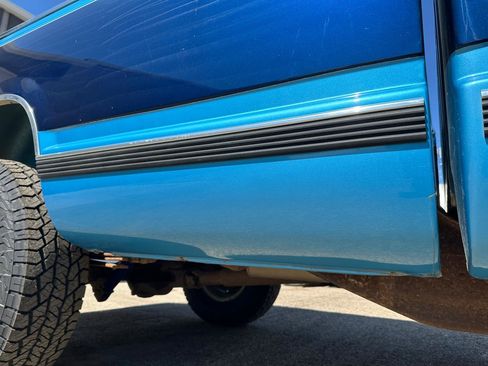 Used 1995 Chevrolet Silverado 1500 4x4 Regular Cab image 22