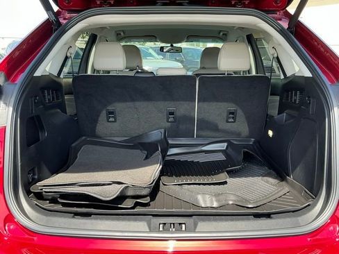 Used 2015 Ford Edge Titanium FWD image 10
