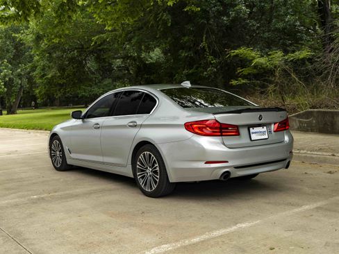 Used 2017 BMW 530i RWD image 7