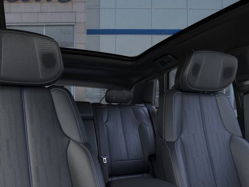 New 2025 Cadillac Lyriq Luxury image 48