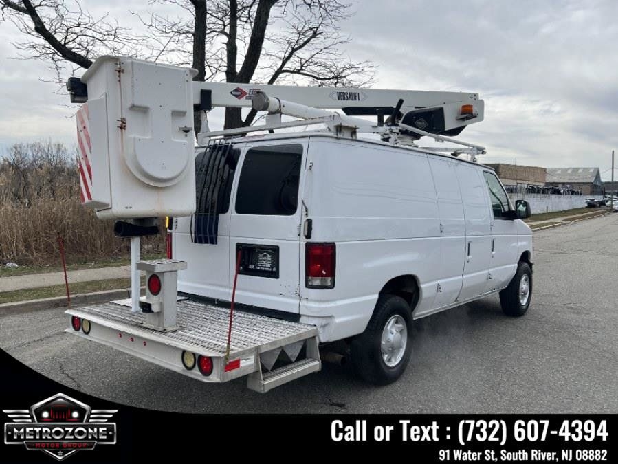 Used 2014 Ford E-350 and Econoline 350 Super Duty w/ Power Group RWD image 9