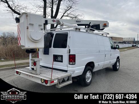 Used 2014 Ford E-350 and Econoline 350 Super Duty w/ Power Group RWD image 9