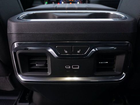 New 2026 Chevrolet Silverado 1500 High Country AWD/4WD image 29