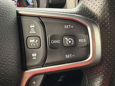 Used 2025 RAM 1500 Tradesman AWD/4WD image 31