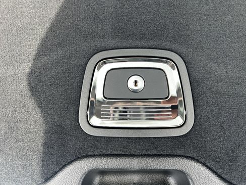 Certified 2025 Mercedes-Benz GLC 300 GLC 300 image 14