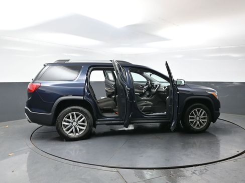 Used 2017 GMC Acadia SLE AWD/4WD image 60