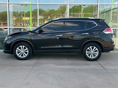 Used 2016 Nissan Rogue SV AWD/4WD image 4