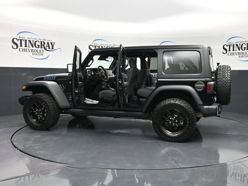 Used 2025 Jeep Wrangler Unlimited Sport S 4xe AWD/4WD image 28