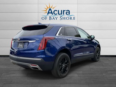 Used 2023 Cadillac XT5 Premium Luxury w/ Technology Package AWD/4WD image 6