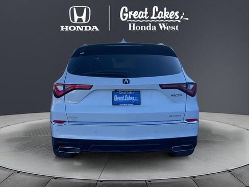 Used 2023 Acura MDX SH-AWD w/ Advance Package image 3