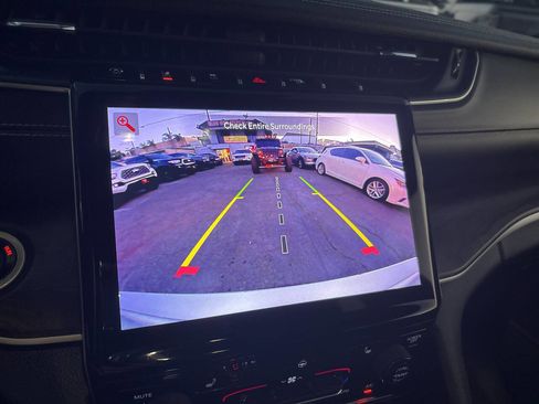 Used 2023 Jeep Grand Cherokee L Limited w/ Trailer Tow Group (B) image 29