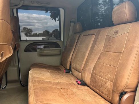 Used 2006 Ford F350 Lariat AWD/4WD image 21