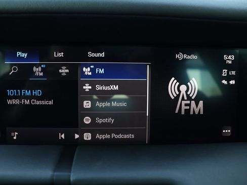 Used 2022 Porsche Taycan 4 Cross Turismo image 27