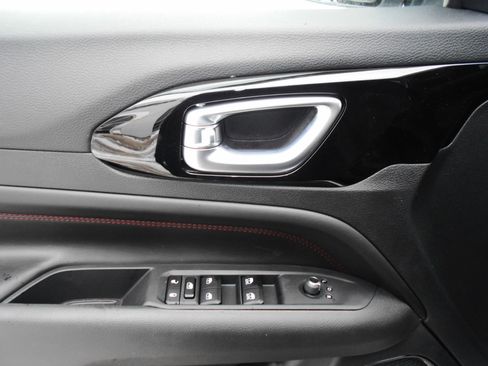 New 2026 Jeep Compass Trailhawk image 18