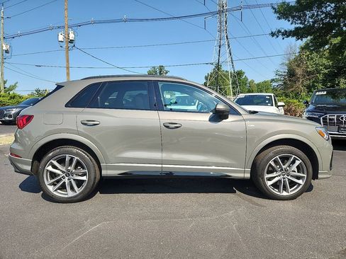 Certified 2024 Audi Q3 2.0T Premium Plus w/ Premium Plus Package AWD/4WD image 13