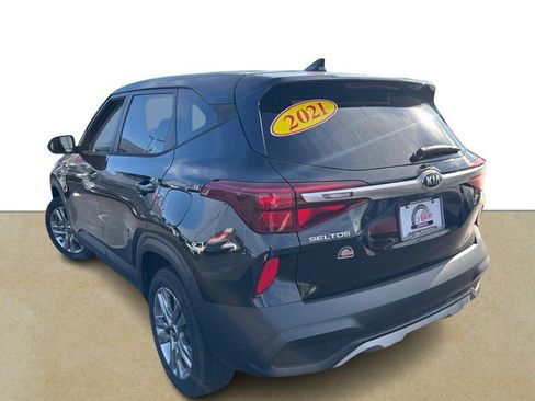 Used 2021 Kia Seltos LX AWD/4WD image 6