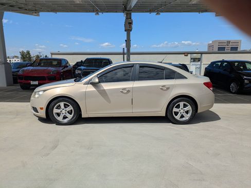 Used 2011 Chevrolet Cruze LT FWD image 8