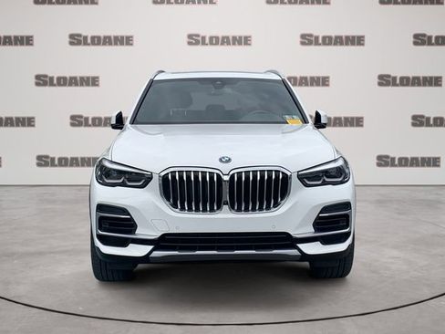 Used 2022 BMW X5 xDrive45e w/ Parking Assistance Package AWD/4WD image 8