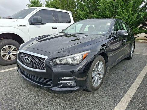 Used 2016 INFINITI Q50 Premium w/ 2.0T Premium Plus Package AWD/4WD image 3