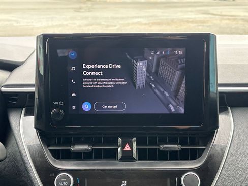 Used 2025 Toyota Corolla LE image 18