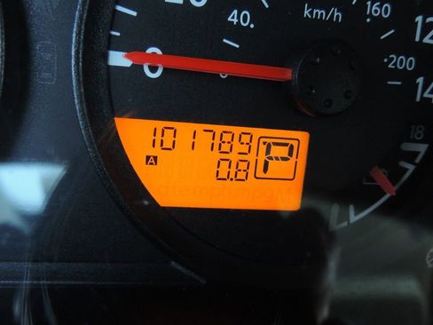 Used 2016 Nissan Frontier SV image 29