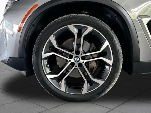Used 2024 BMW X5 sDrive40i w/ Executive Package RWD image 10