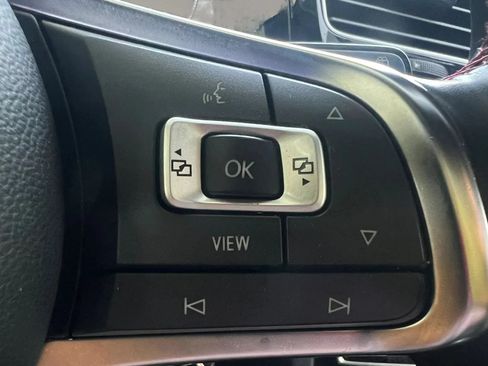 Used 2021 Volkswagen GTI S FWD image 33
